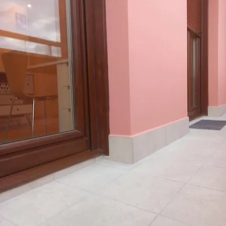 Turístico Gros Apartamento